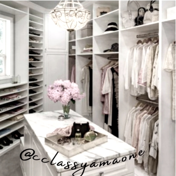 Fashion Knocks @ Your🚪When Shopping In My Closet♡ - Picture 5 of 15